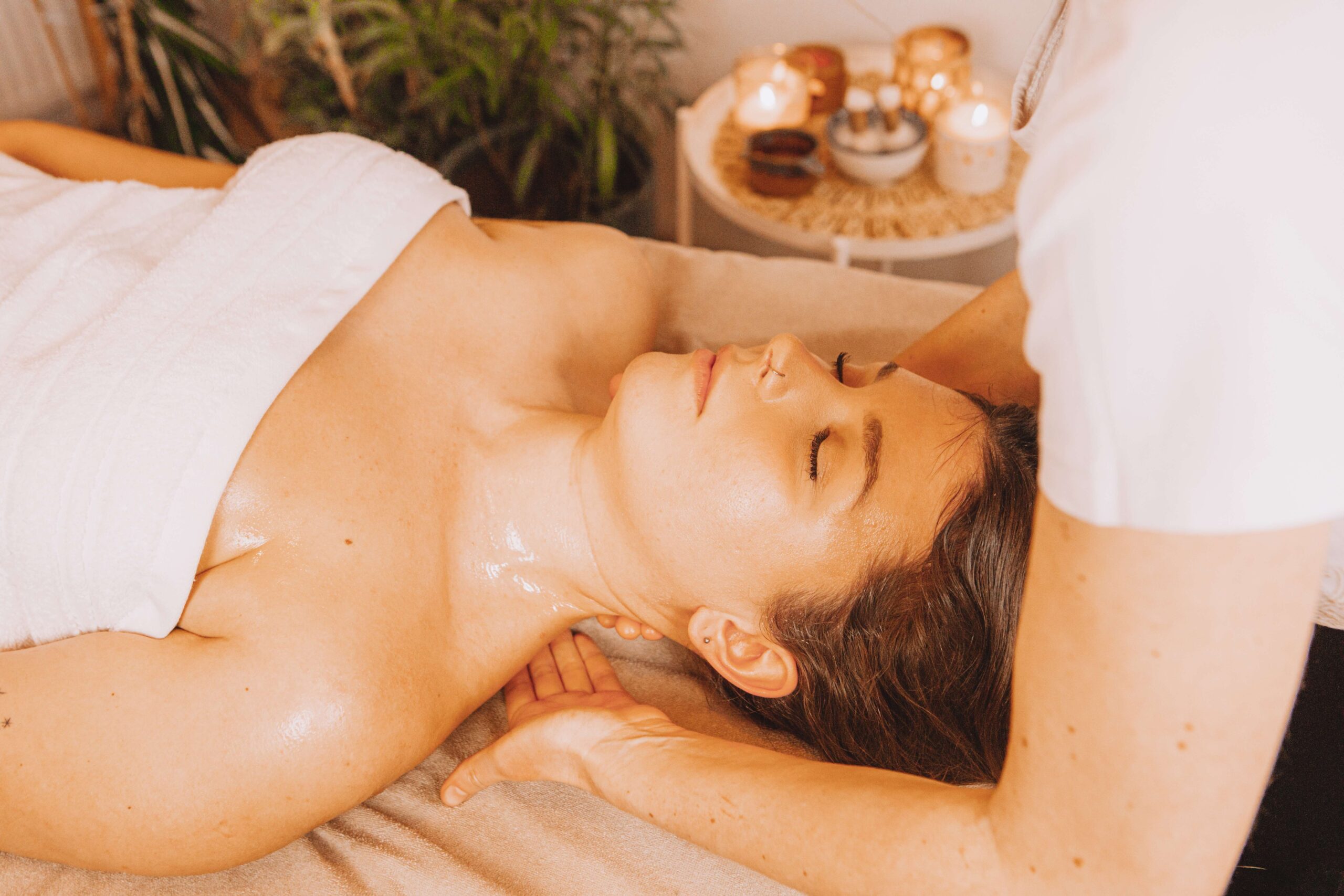 Pakiet masaży Abhyanga i Mukabhyanga - masaż ciała i twarzy