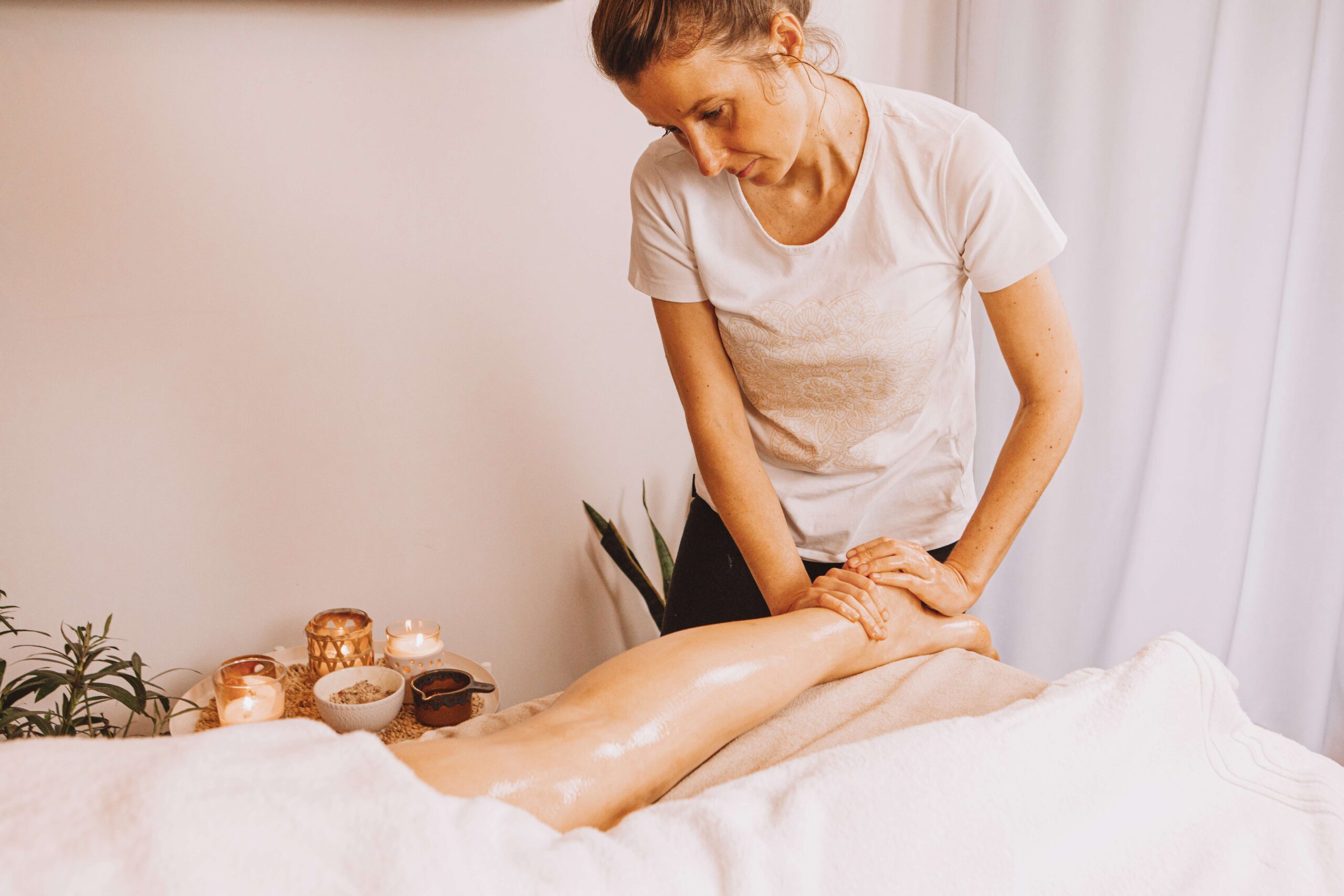 Pakiet masaży Abhyanga i Shiroabhyanga - masaż ciała i głowy 